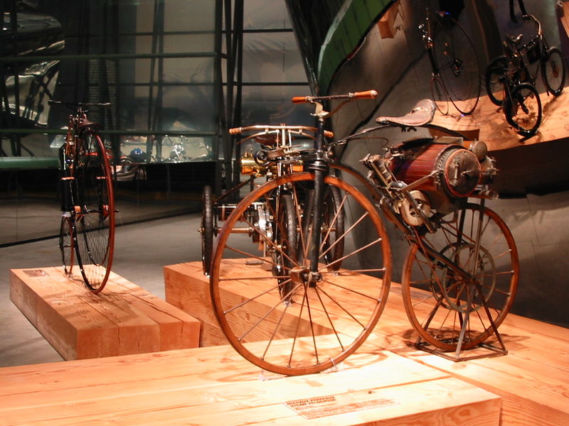 Файл:Wooden Ped. Bikes 2.jpg