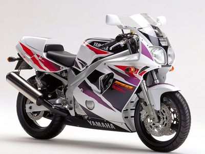 Yamaha fzr600 95.jpg