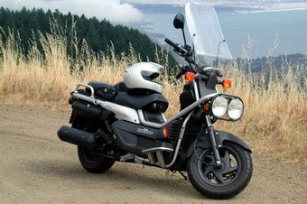 Файл:Obzor honda big ruckus ps250 4.jpg