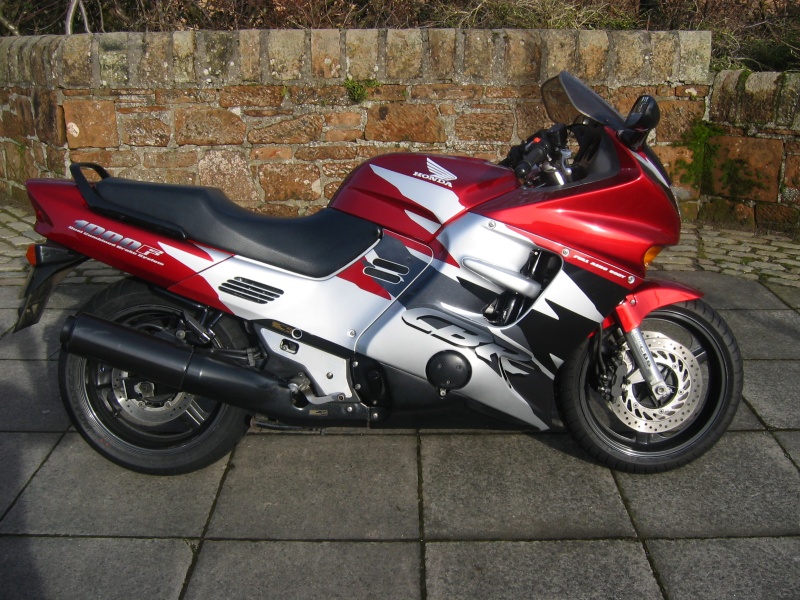 Файл:800px-Honda-cbr1000f-1999-3.jpg