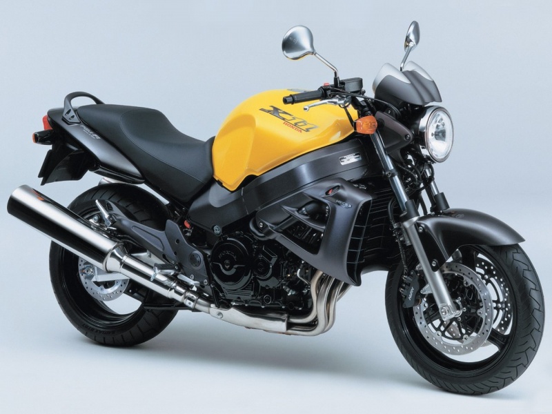 Файл:800px-Honda-X11.jpg
