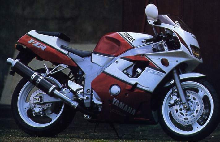 Файл:Yamaha FZR400RR 90 1.jpg