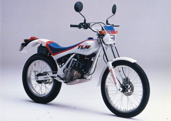 Файл:15913 1988 honda TLM220 88.jpg.jpg