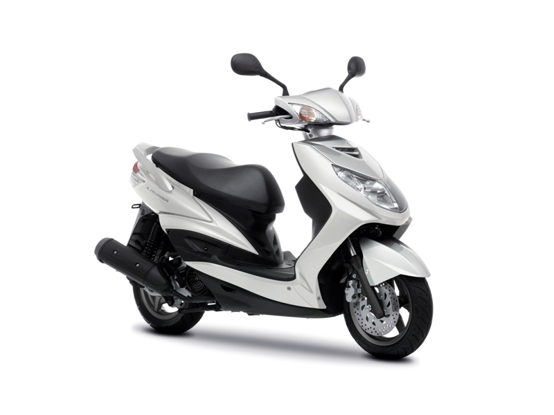 Файл:Yamaha 117887 2011 yam cyg125 eu bwc1 stu 001.jpg
