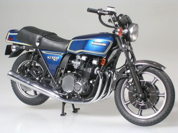 Файл:KZ1000 1977 b.jpg