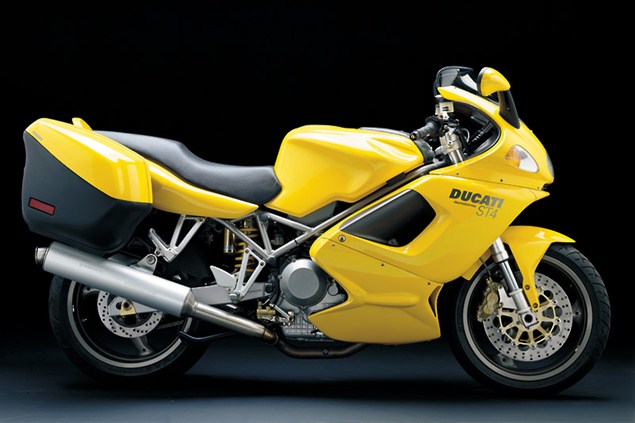 Файл:Ducati st4 yellow 01.jpg