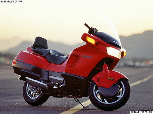 Файл:Honda pc800 2.jpg