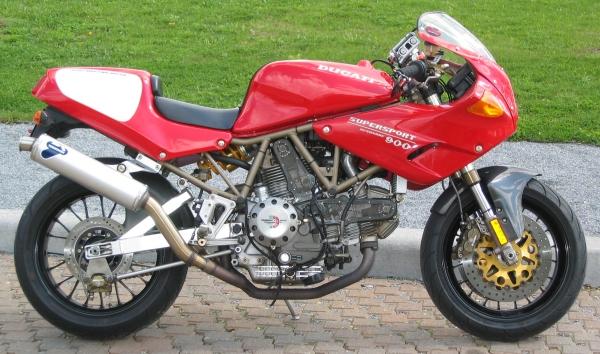 Файл:Ducati-900-ss-nuda-7.jpg