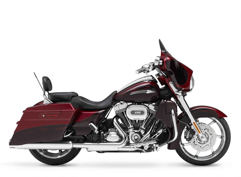 Файл:2012-Harley-Davidson-FLHXSE3-CVOStreetGlidec.jpg