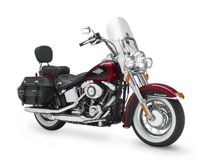 2012-Harley-Davidson-FLSTC-HeritageSoftailClassicd.jpg