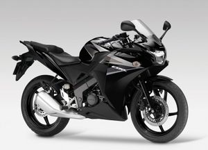 800px-Cbr-125-r 2012 8.jpg