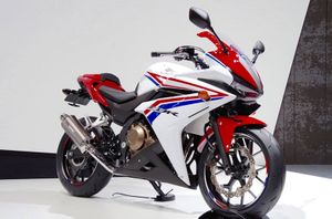 Honda-cbr400r-2016-03-pertamax7-com.jpg
