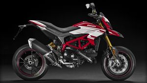 2016-hypermotard-939-sp-001.jpg