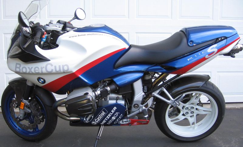Файл:Bmw-r1100s-boxercup-replica-4.jpg