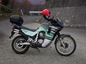 800px-Transalp XL400V.jpg