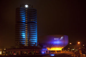 История BMW 28.jpg