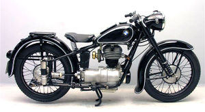 R25-1951.jpg