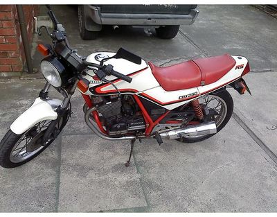 Honda CB250RS 86.jpg