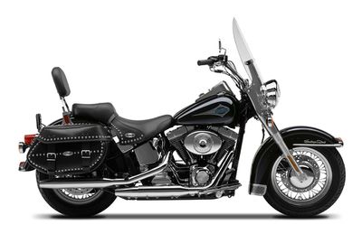 2001-Harley-Davidson-FLSTC-FLSTCIHeritageSoftailClassic.jpg