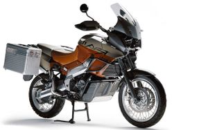 Aprilia-caponord-rally-raid-8.jpg