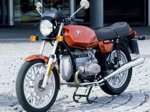 Bmw-r-45-02.jpg