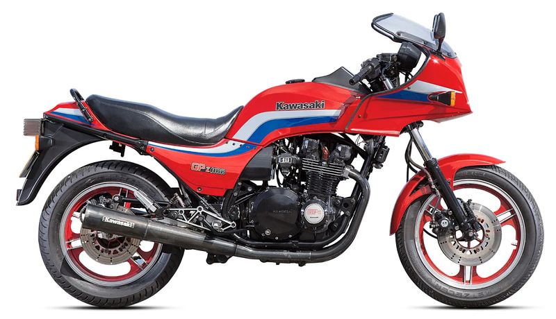 Файл:Gpz1100 zx1100a mod1.jpg