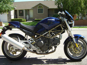Ducati 900 Monster City.jpg