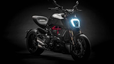 Ducati background 131051 .jpg