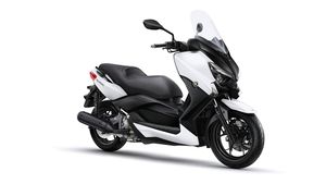 Solute-White-Studio-001.jpg