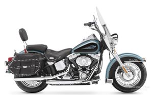 HARLEYDAVIDSONFLSTC-FLSTCIHeritageSoftailClassic-1607 2.jpg