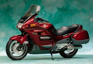 HONDA-ST-1100-Pan-European-1996-5.jpg