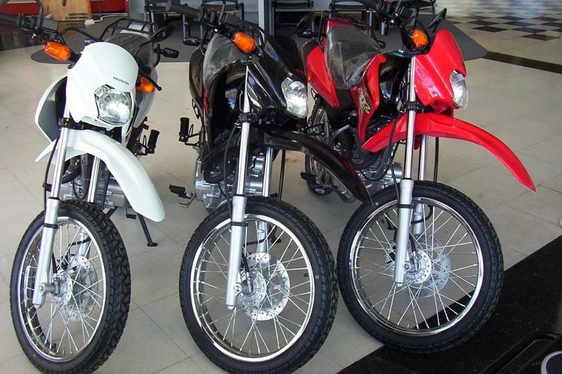 Файл:Honda XR 125 L 2.jpg