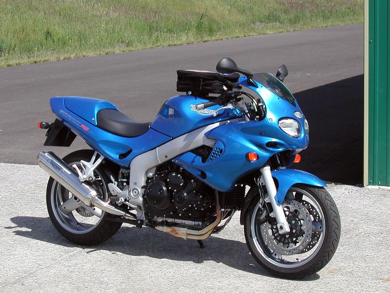 Файл:Triumph-sprint-rs-2004-1.jpg