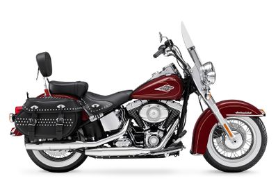 2010-Harley-Davidson-HeritageSoftailClassic-FLSTCa.jpg