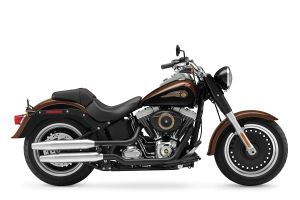 FLSTFB-Softail-Fat-Boy-Lo-Special-UK-Model 2013 2.jpg
