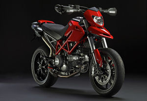 Ducati-hypermotard-796-41685sm.jpeg