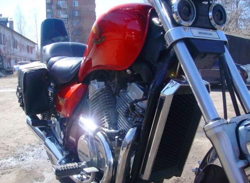 Файл:Honda NV 400 Custom 3.jpg
