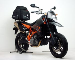 0004769 950-supermoto-r.jpeg