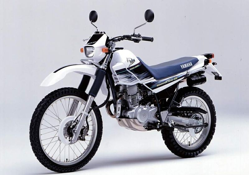 Файл:Xt-225-serow 1997 1.jpg