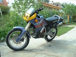Aprilia-pegaso-125-1.jpg