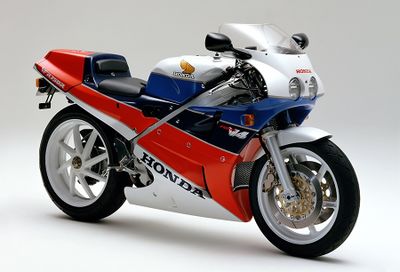 Vfr750r mod1.jpg