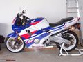 800px-F2.jpg