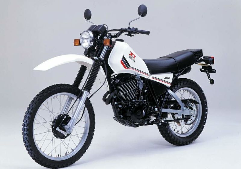 Файл:Yamaha XT400 82 1.jpg